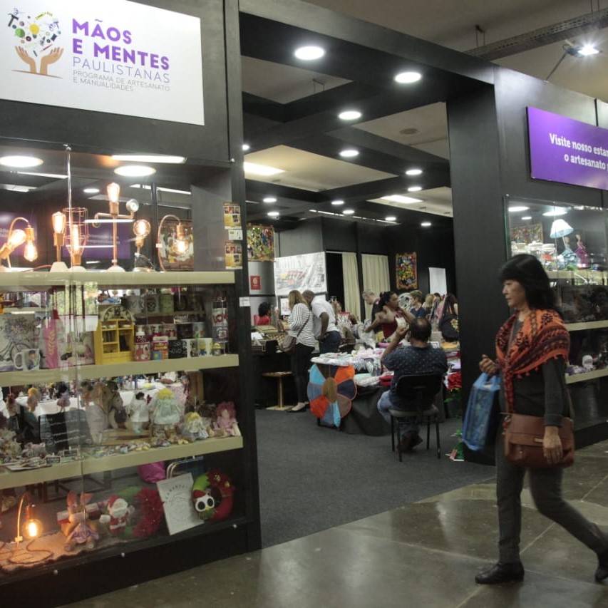 Stand na Feira Mãos e Mentes Paulistanas